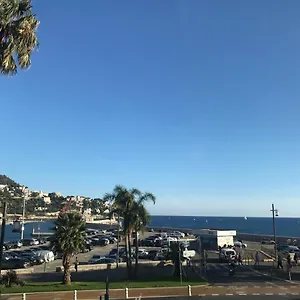 Sea View Port Apartment Nizza